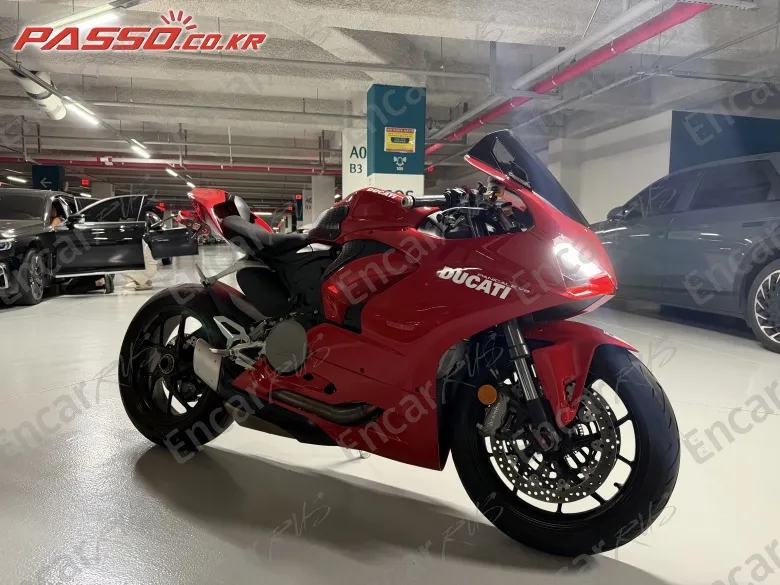 Ducati Panigale V2 - фото 0