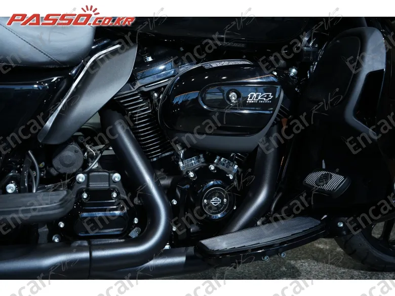 Harley-Davidson Flhtcutg Tri Glide Ultra Classic - фото 1