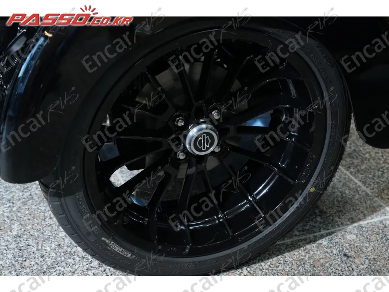 Harley-Davidson Flhtcutg Tri Glide Ultra Classic - фото 5
