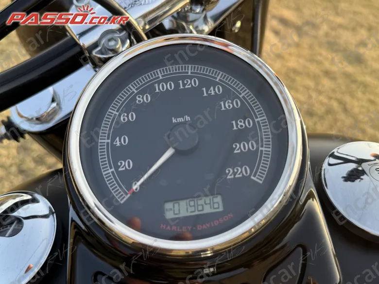 Harley-Davidson Fxst - фото 4