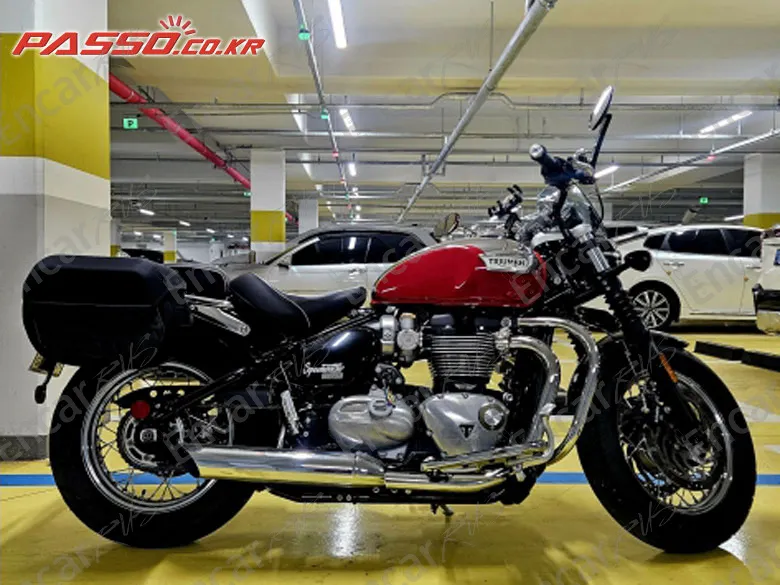 Triumph Speedmaster - фото 0