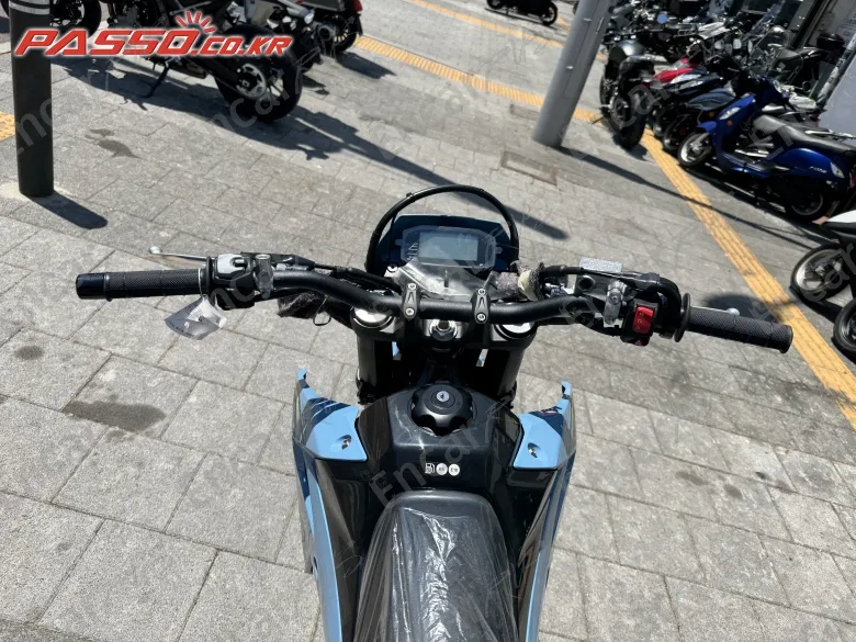 Suzuki Dr Z 400 Sm - фото 3