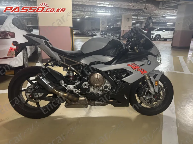 BMW S 1000 RR - фото 0