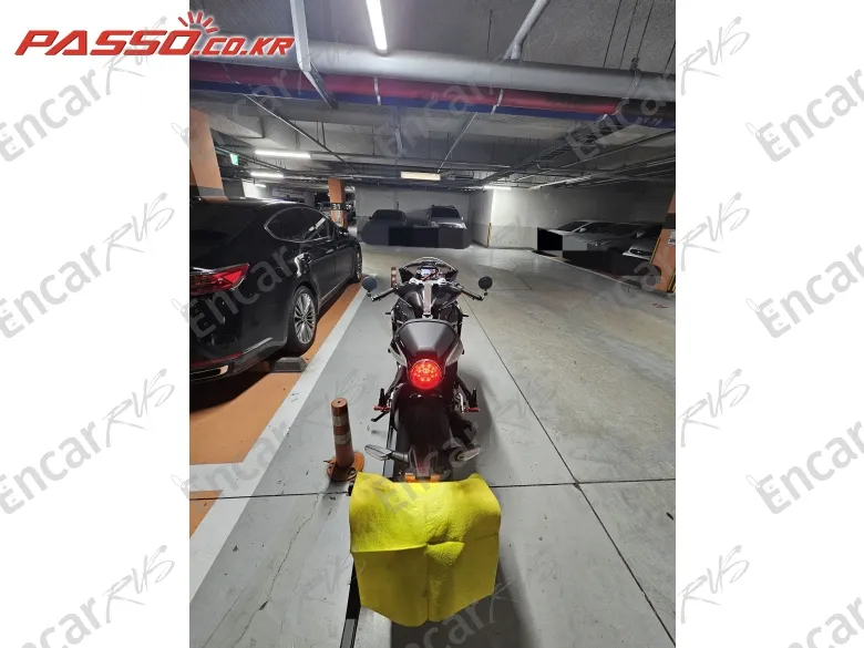 Mv Agusta Superveloce 800 - фото 2