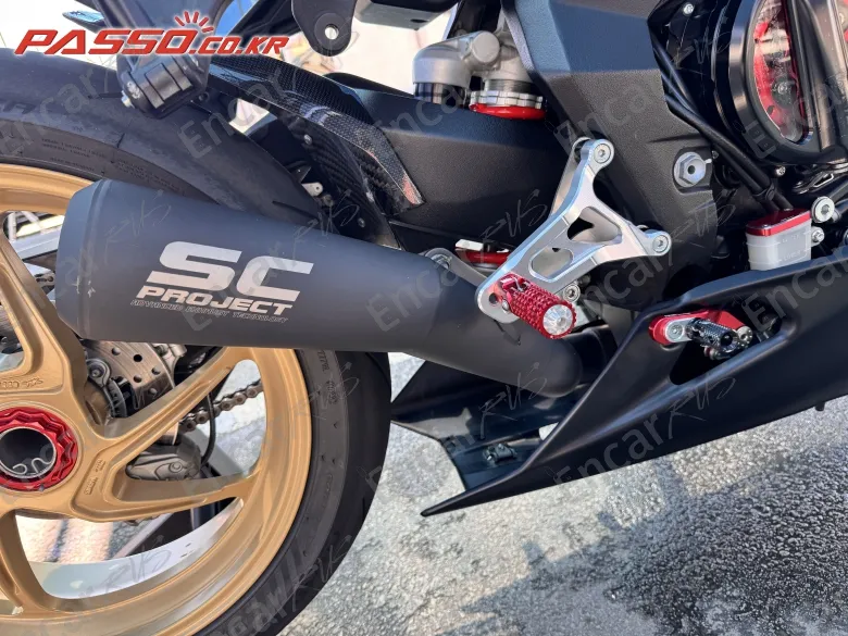 Mv Agusta Superveloce 800 - фото 6
