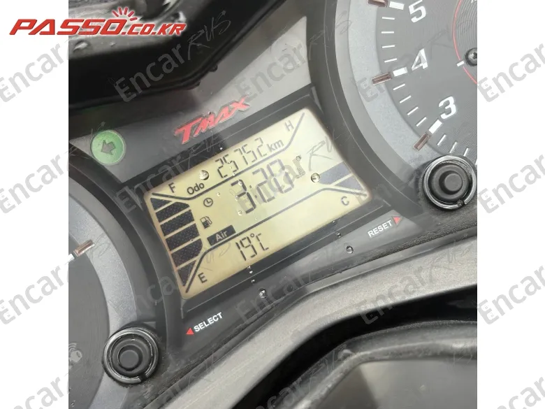 Yamaha T Max 530 - фото 4
