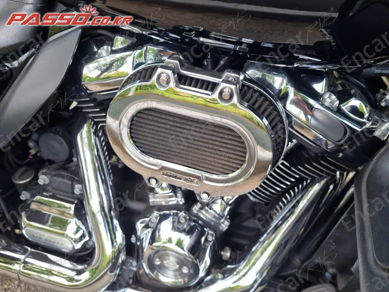 HARLEY-DAVIDSON ULTRA LIMITED - фото 6