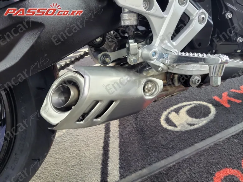 Suzuki Gsx 8 T - фото 6