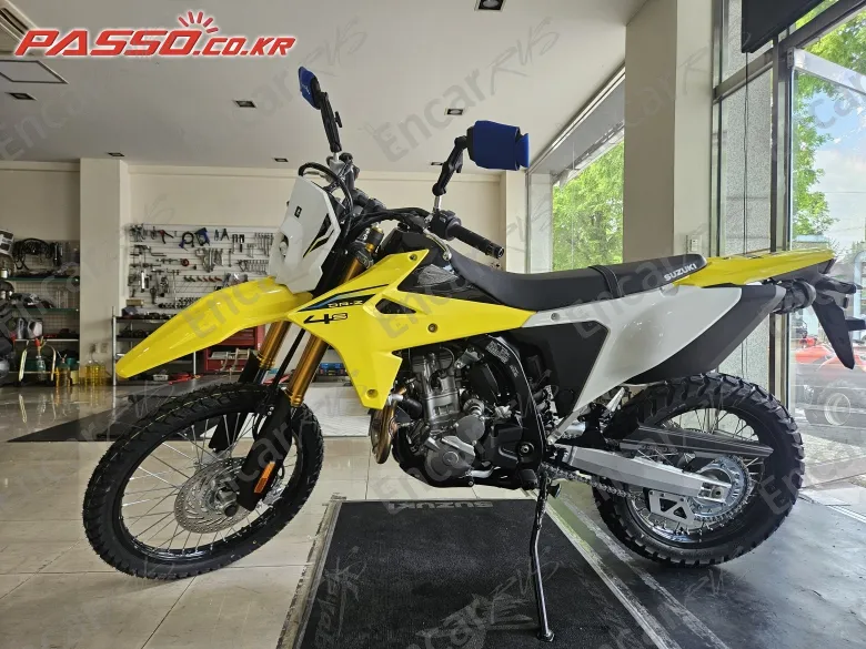 Suzuki Dr Z 4 S - фото 1