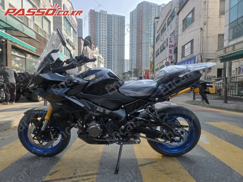 Suzuki Gsx S 1000 Gx - фото 1