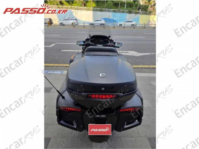 BRP CAN-AM SPYDER RT LIMITED - фото 2