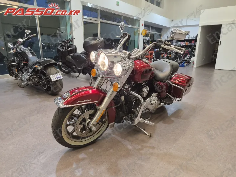 HARLEY-DAVIDSON FLHR - фото 4