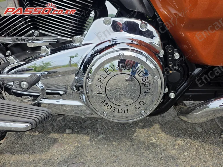 HARLEY-DAVIDSON ELECTRA GLIDE HIGHWAY KING - фото 5