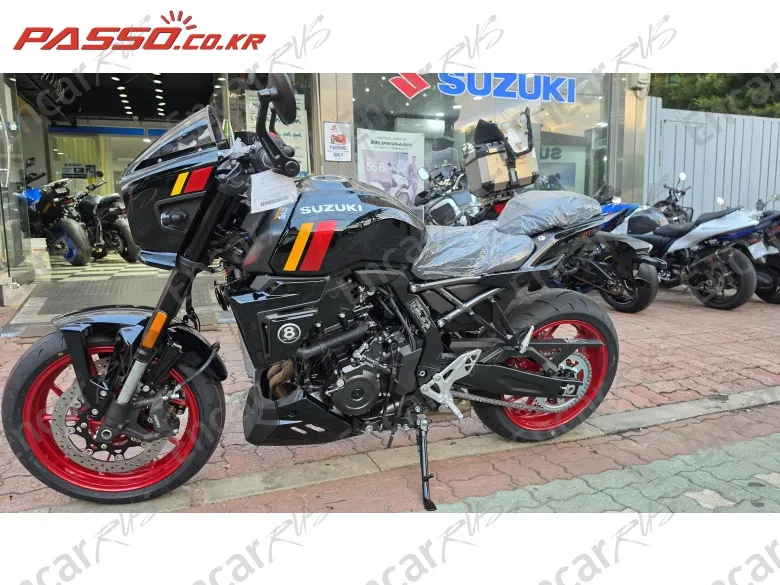 Suzuki Gsx 8 Tt - фото 1
