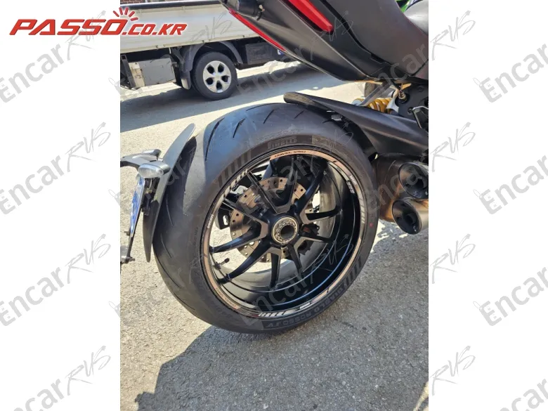 DUCATI DIAVEL 1260 S - фото 5
