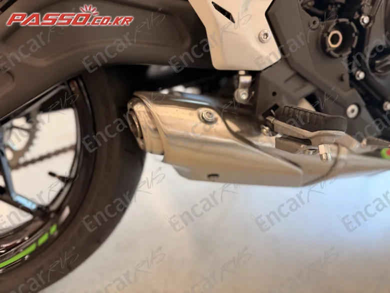 Kawasaki Ninja 650 Abs - фото 6
