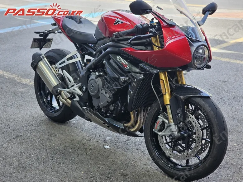 TRIUMPH SPEED TRIPLE 1200 RR - фото 0