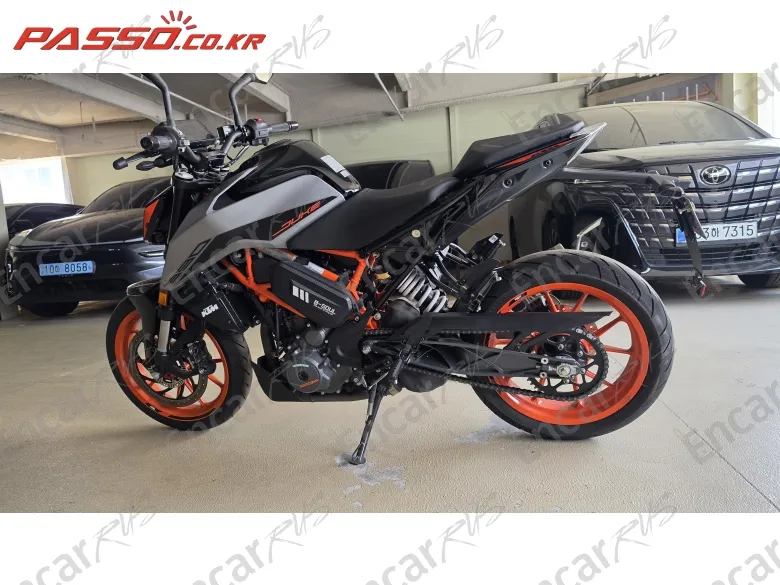 Ktm 390 Duke - фото 1