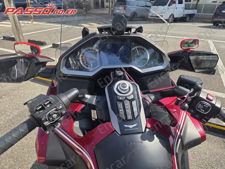 HONDA GOLDWING TOUR DCT AIRBAG - фото 1