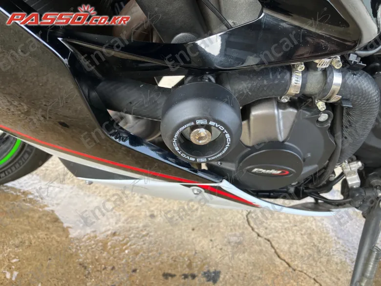 Kawasaki Zx 6 R 636 - фото 4
