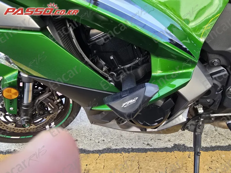 Kawasaki Z 1000 Sx - фото 3