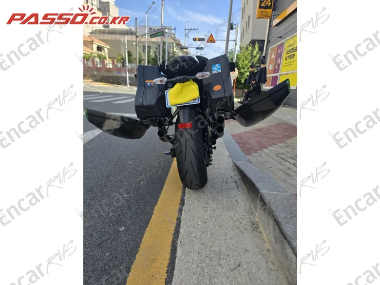 Kawasaki Z 1000 Sx - фото 6