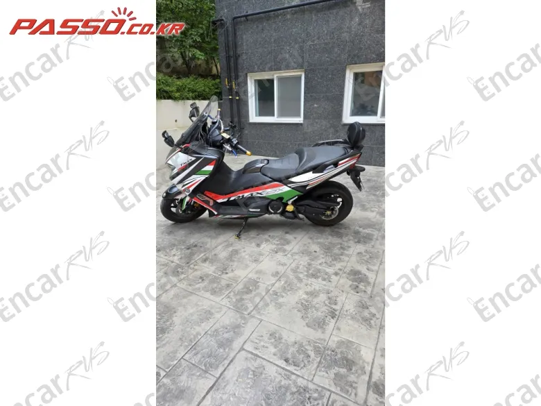 Yamaha T Max 530 - фото 1