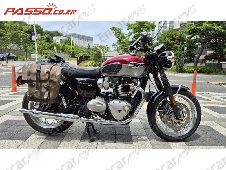 Triumph Bonneville T120 - фото 0