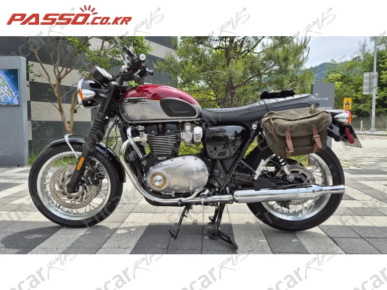 Triumph Bonneville T120 - фото 1