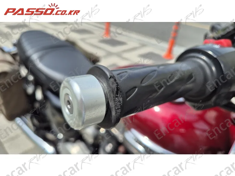 Triumph Bonneville T120 - фото 3