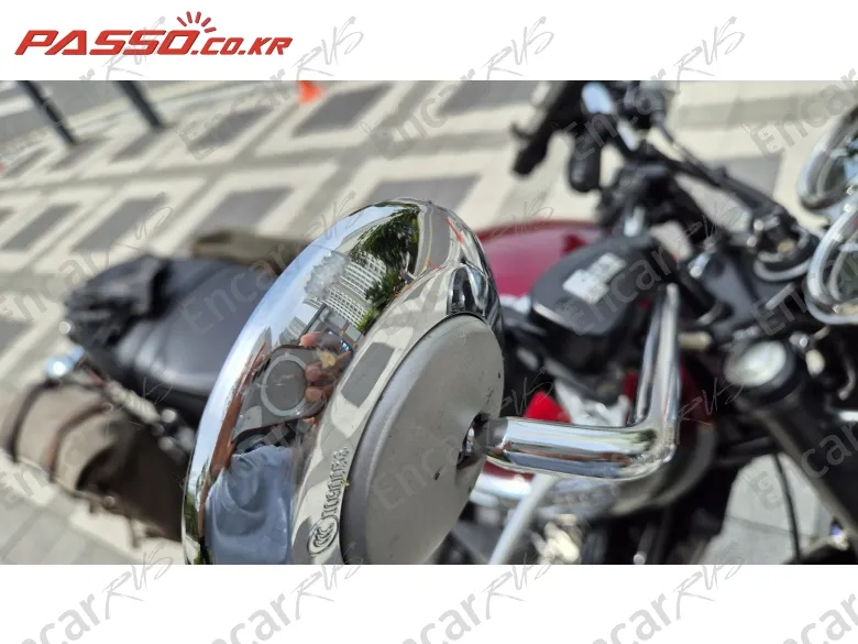 Triumph Bonneville T120 - фото 4