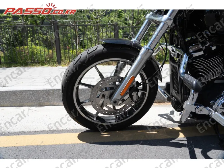 Harley-Davidson Softail Low Rider - фото 5