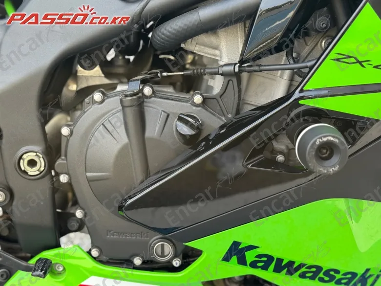 Kawasaki Ninja Zx 4 Rr - фото 4