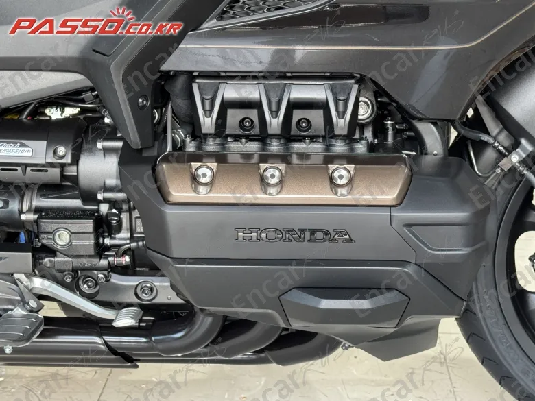 Honda Goldwing Tour Mt - фото 4