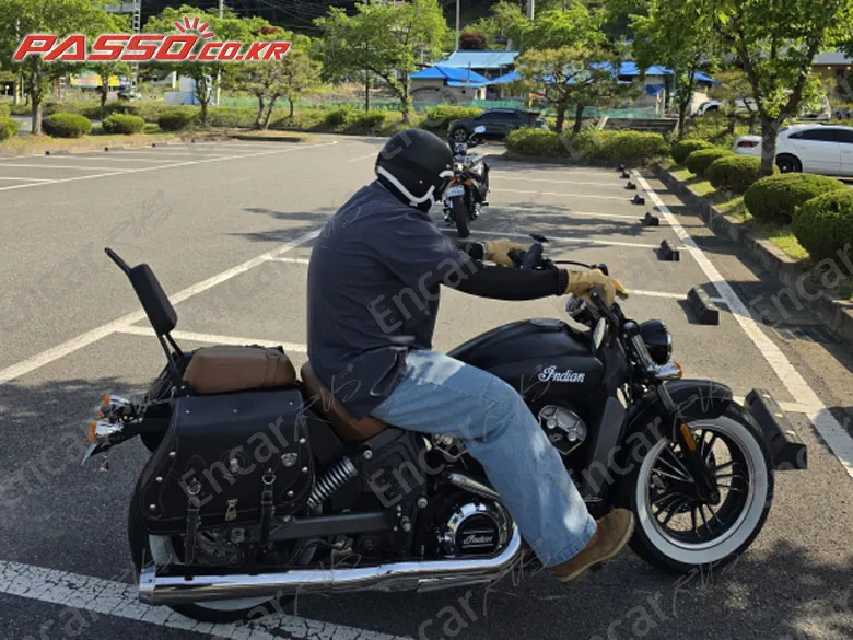 Indian Scout - фото 0