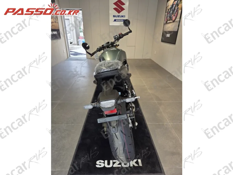 Suzuki Gsx 8 T - фото 2