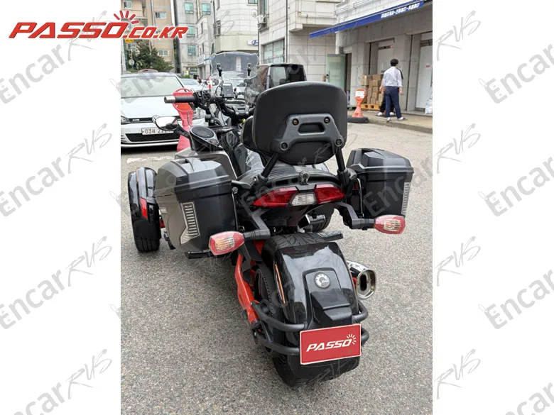 Brp Can-Am Spyder F3 S - фото 2