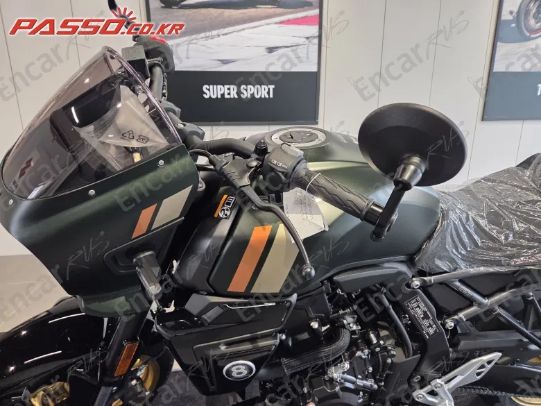 Suzuki Gsx 8 Tt - фото 3