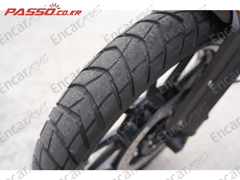 Triumph Scrambler 400 X - фото 5
