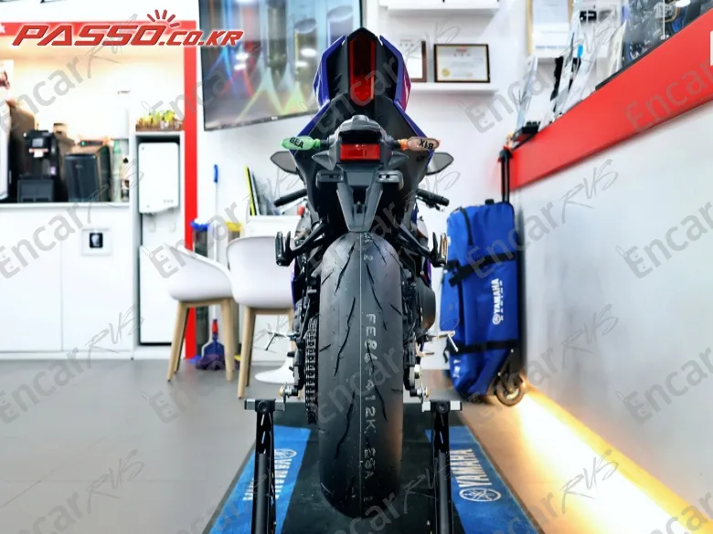 Yamaha Yzf R9 - фото 2