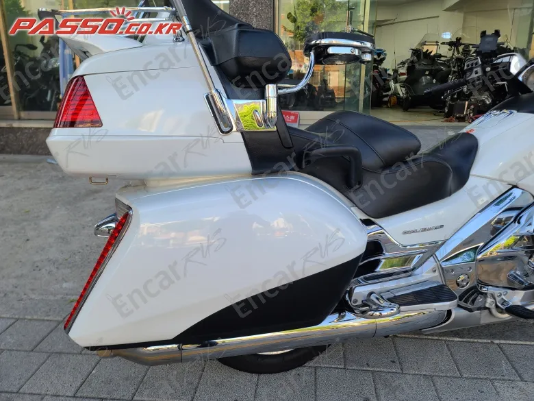 HONDA GOLDWING 1800 - фото 6