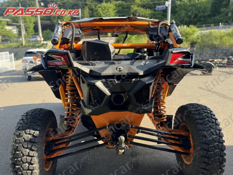 BRP CAN-AM MAVERICK X3 X RC - фото 2