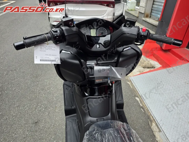 Suzuki Burgman 400 Abs - фото 3
