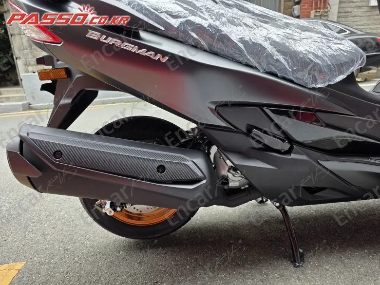 Suzuki Burgman 400 Abs - фото 6
