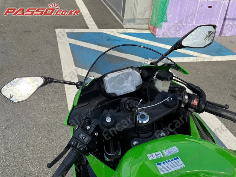 Kawasaki Zx 6 R - фото 3