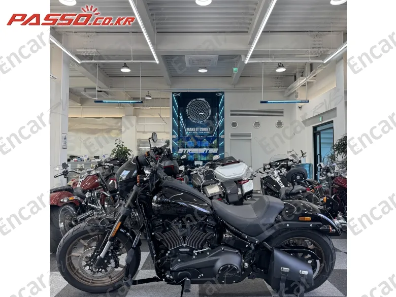Harley-Davidson Softail Low Rider S - фото 1