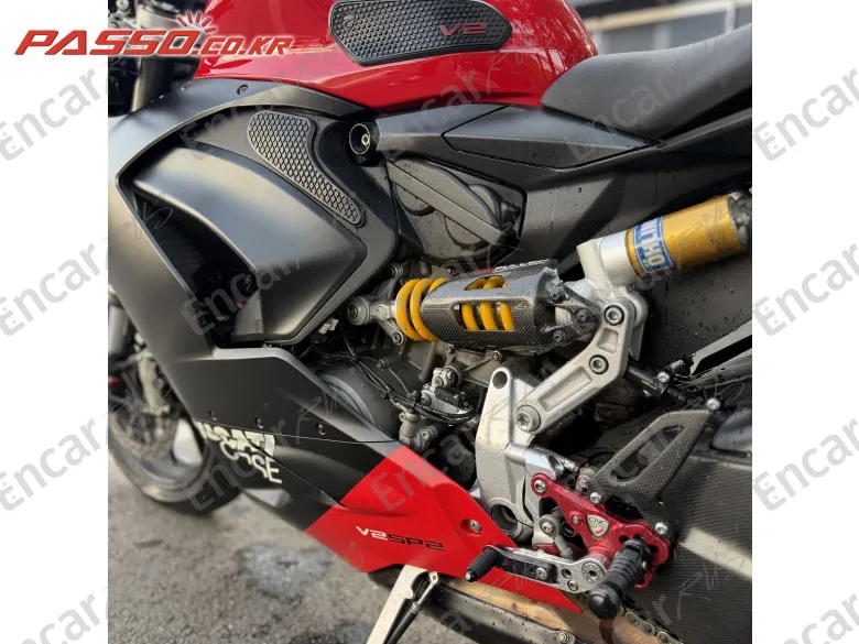 Ducati Panigale V2 - фото 5