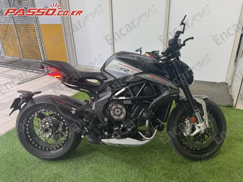 Mv Agusta Dragster 800 Rr Scs - фото 0