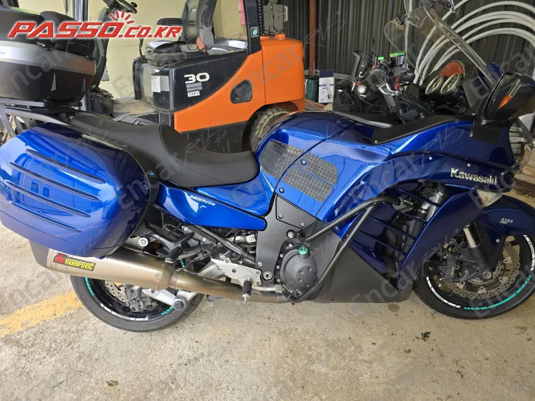 Kawasaki Gtr 1400 - фото 0