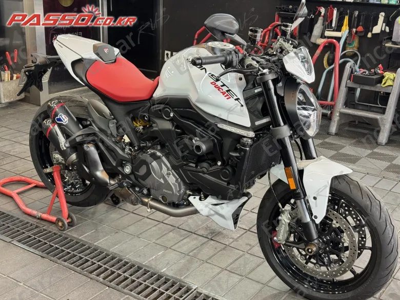 Ducati Monster 937 - фото 0